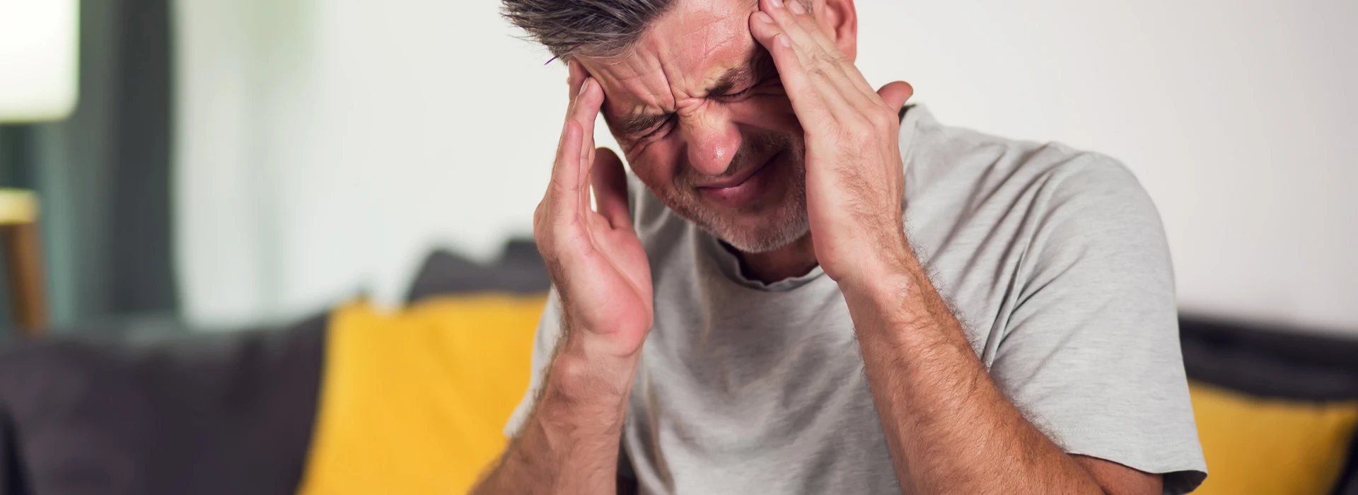 Síntomas del alcoholismo: g...