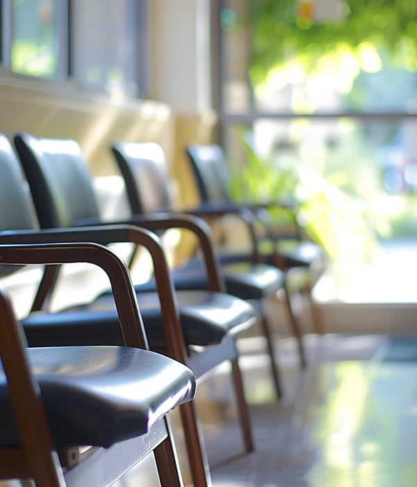 sillas-vacias-en-zona-espera-medic-page